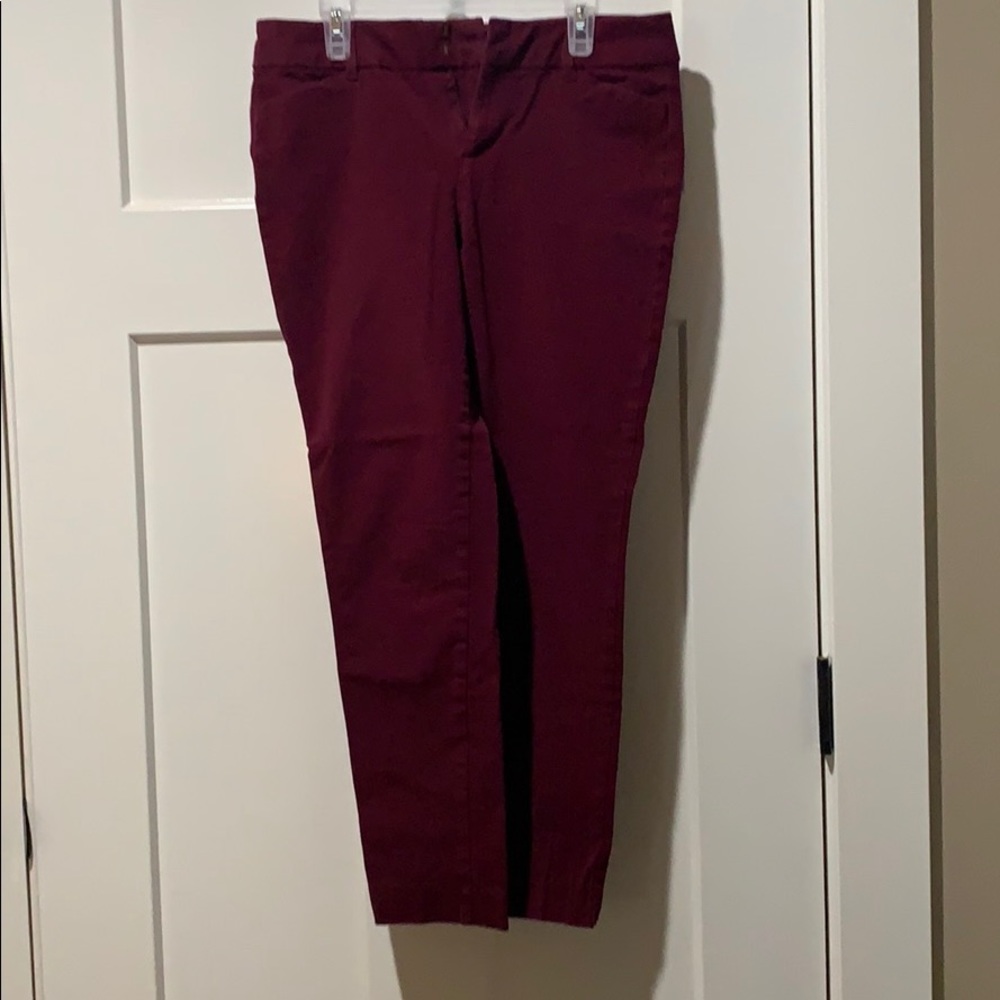 Old Navy Pixie Pants Size 6 Dark Red Ankle
